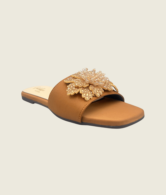 FT10016 – Floral Embellished Slip-On Flats